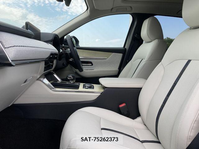 Mazda CX-60 2023-01 333081-11