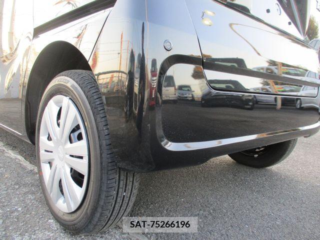 Daihatsu TANTO 2023-10 235302-13