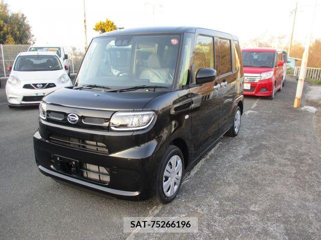 Daihatsu TANTO 2023-10 235302-2