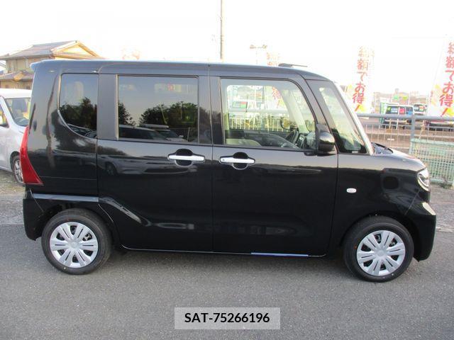 Daihatsu TANTO 2023-10 235302-3
