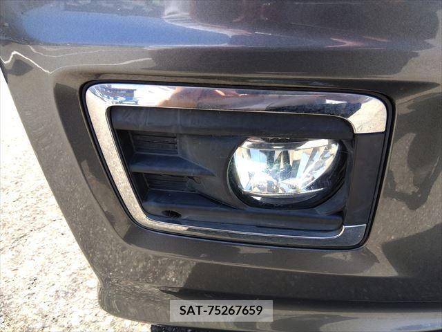 Honda N BOX CUSTOM 2017-05 279052-4