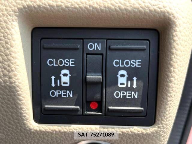 Honda N BOX 2018-03 306966-4