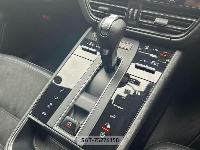 Porsche MACAN 2022-02 238848-12