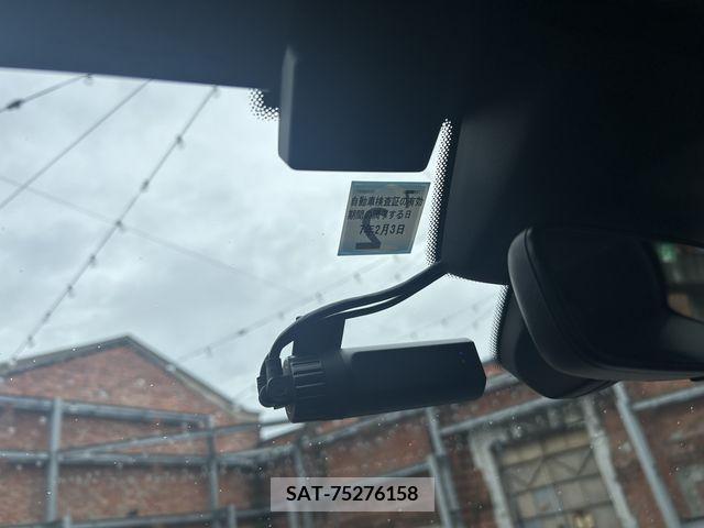 Porsche MACAN 2022-02 238848-16
