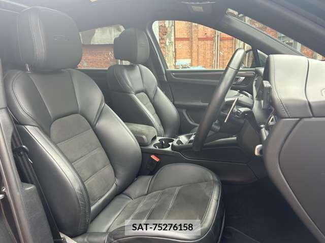 Porsche MACAN 2022-02 238848-3