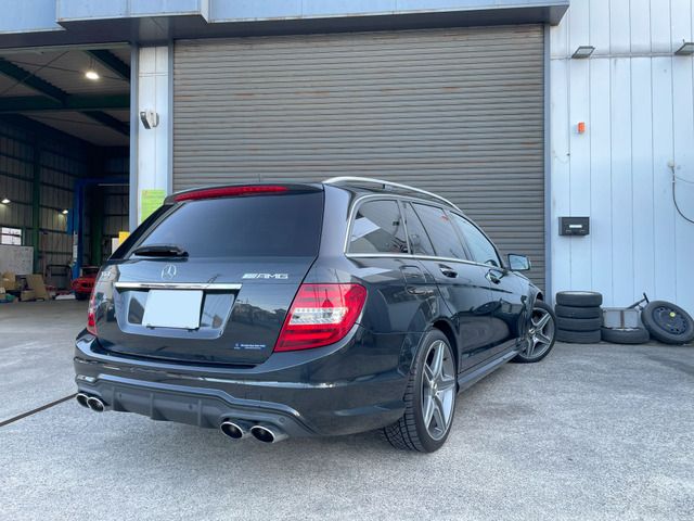 Amg C-CLASS 2011-10 26776-13
