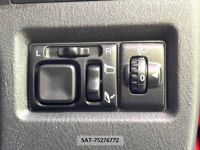 Suzuki JIMNY 2011-10 256492-6