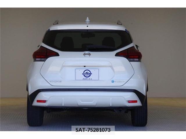 Nissan KICKS 2022-05 380518-21