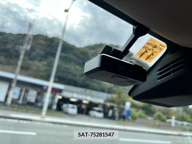 Suzuki WAGON R 2018-03 205235-16