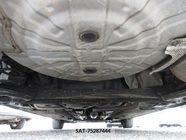 Nissan NOTE 2013-09 381940-28