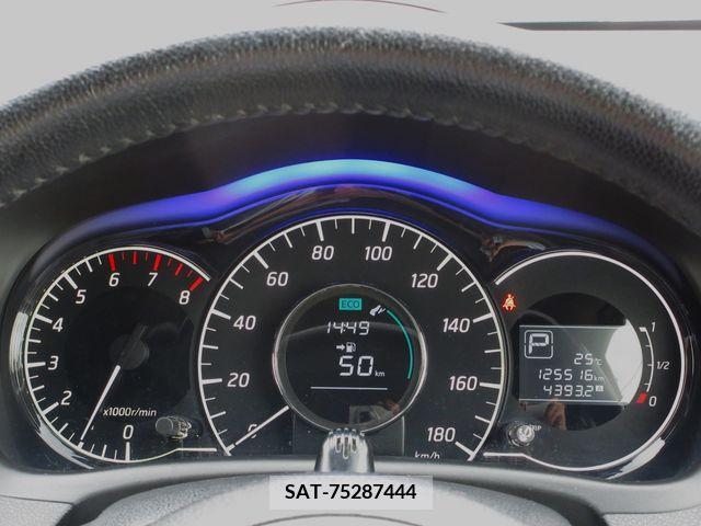 Nissan NOTE 2013-09 381940-7