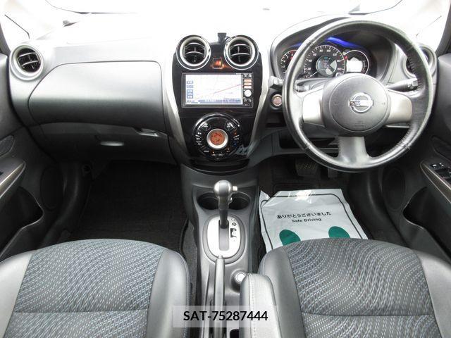Nissan NOTE 2013-09 381940-1