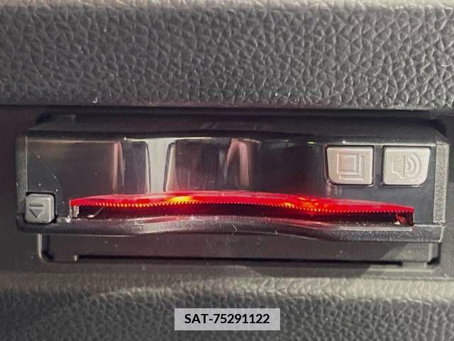 Suzuki WAGON R 2018-03 370901-5