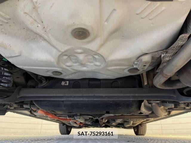 Toyota AQUA 2013-07 356209-19
