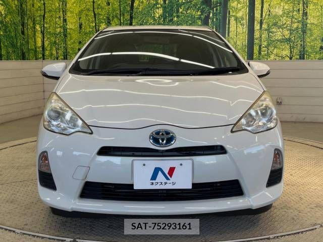 Toyota AQUA 2013-07 356209-14