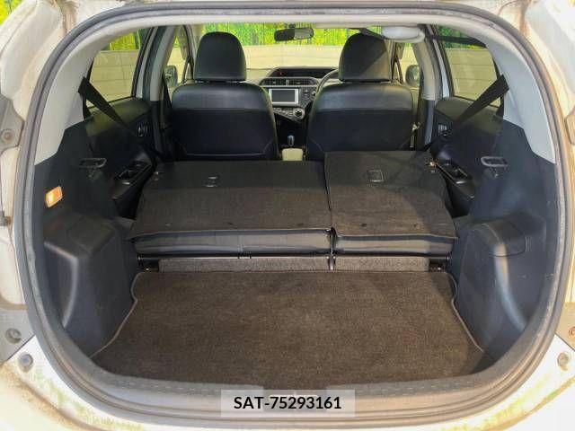 Toyota AQUA 2013-07 356209-10