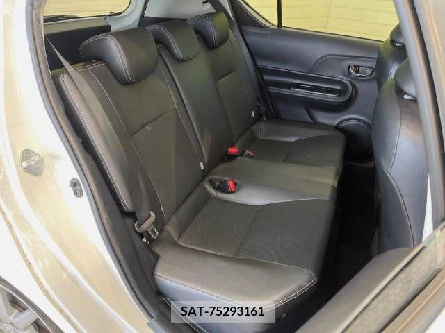 Toyota AQUA 2013-07 356209-9