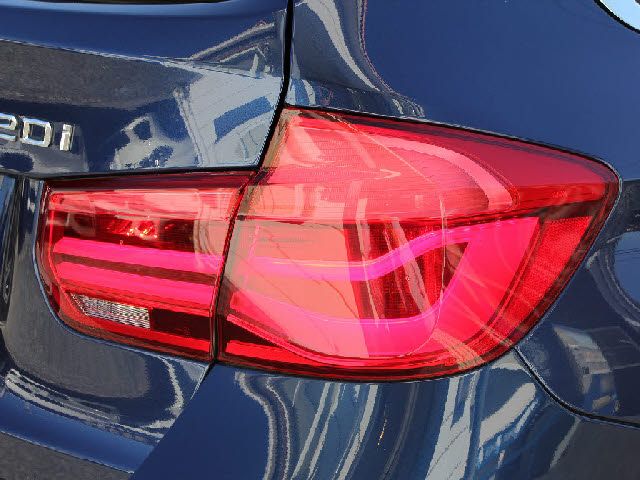 Bmw 3 SERIES 2016-05 182992-21