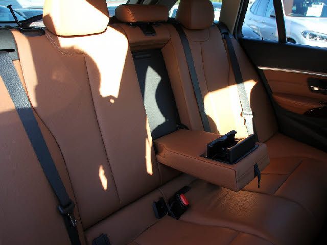 Bmw 3 SERIES 2016-05 182992-12