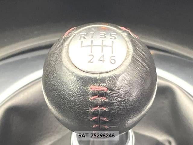 Mazda ROADSTER 2015-05 377005-2