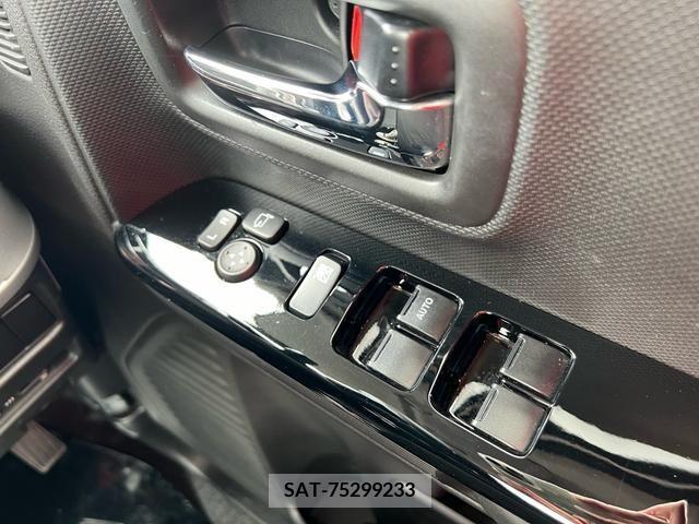 Suzuki SPACIA 2022-12 373498-15