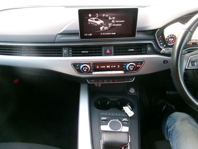 Audi A4 2018-03 195169-21
