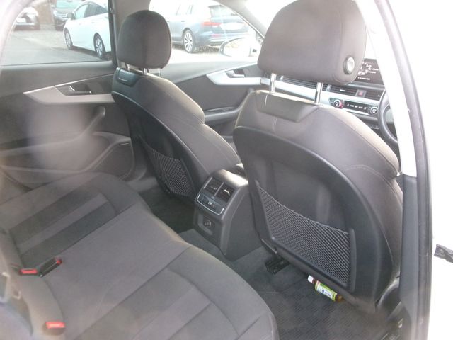 Audi A4 2018-03 195169-14