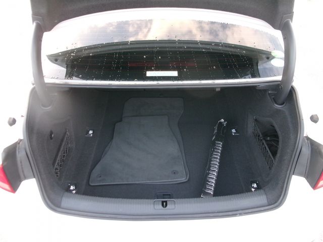 Audi A4 2018-03 195169-8