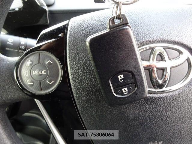 Toyota AQUA 2019-07 260164-16