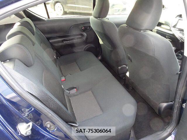 Toyota AQUA 2019-07 260164-11