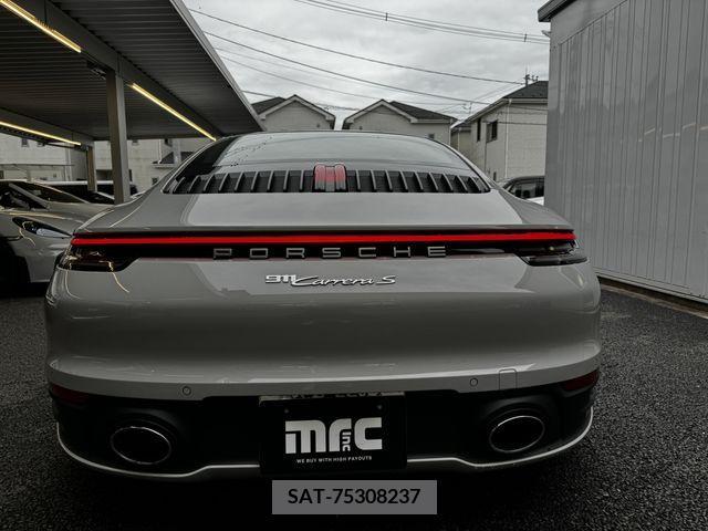 Porsche MACAN 2024-04 281570-18