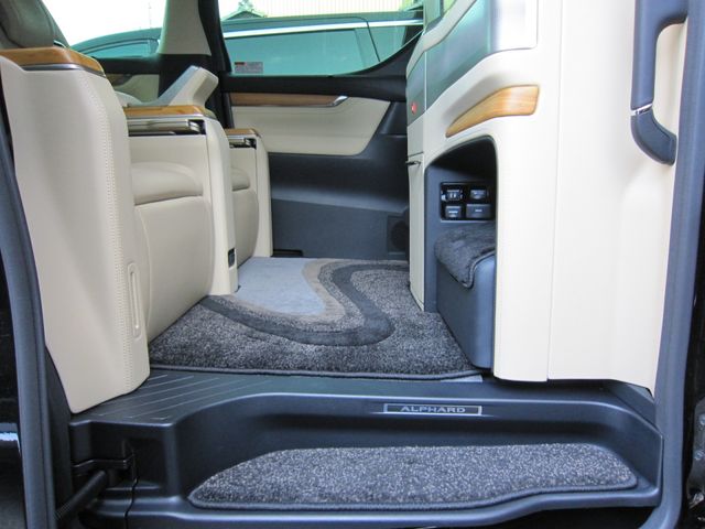 Toyota ALPHARD HYBRID 2020-02 193462-24