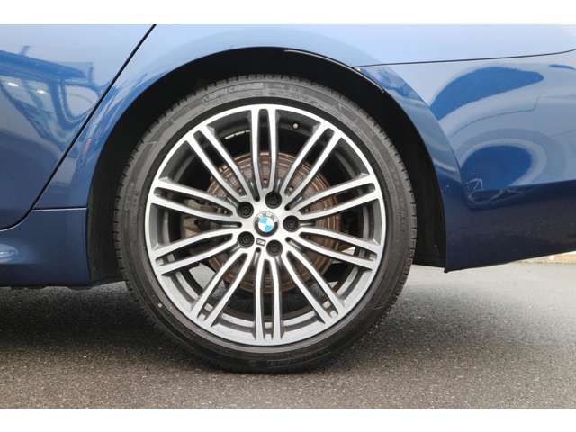 Bmw 5 SERIES 2017-11 15844-8