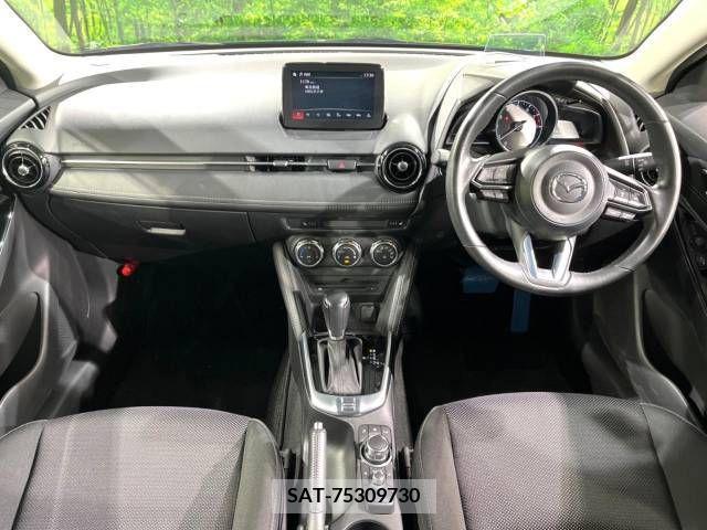 Mazda DEMIO 2017-05 296524-1