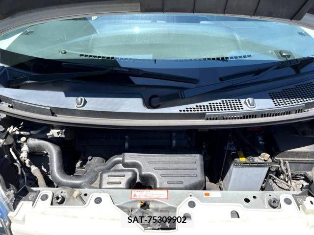 Daihatsu MOVE 2017-04 310610-18