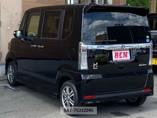 Honda N BOX CUSTOM 2017-08 345928-8