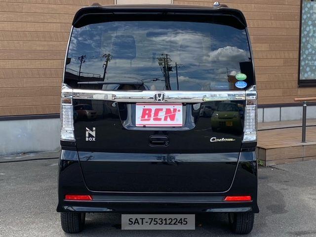 Honda N BOX CUSTOM 2017-08 345928-17
