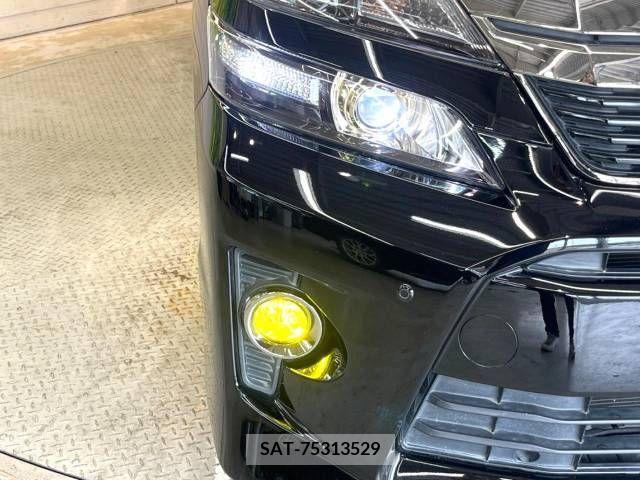 Toyota VELLFIRE 2012-12 369743-12