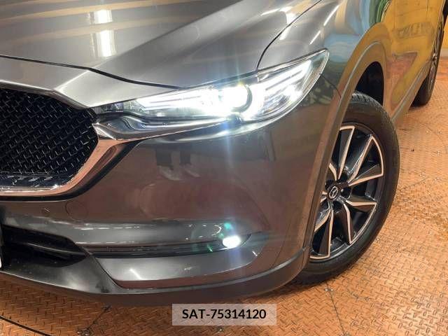 Mazda CX-5 2018-02 265911-12