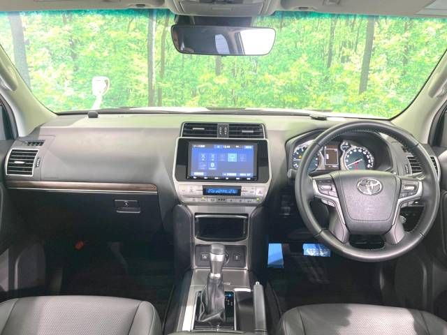 Toyota PRADO 2022-04 180922-1