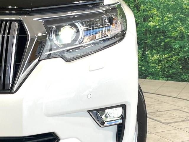Toyota PRADO 2022-04 180922-12