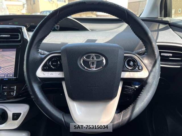 Toyota PRIUS 2016-07 393421-8