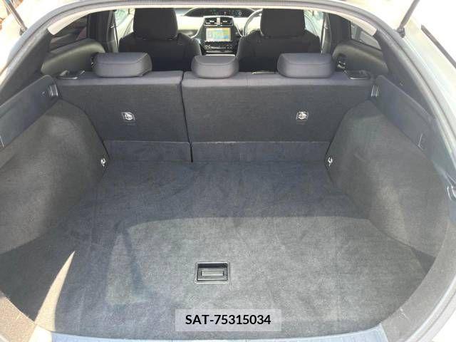 Toyota PRIUS 2016-07 393421-11