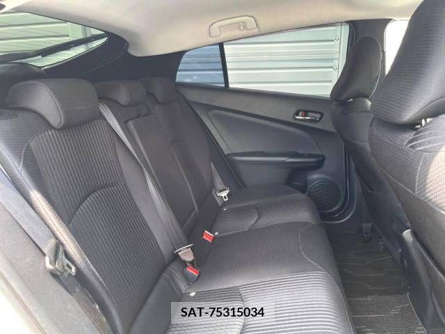 Toyota PRIUS 2016-07 393421-10