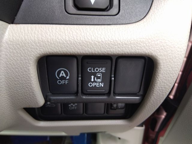 Nissan DAYZ ROOX 2018-09 22825-10