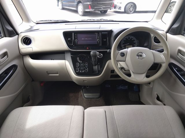 Nissan DAYZ ROOX 2018-09 22825-2