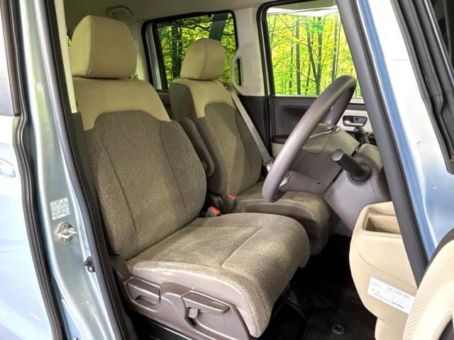 Honda N BOX 2019-07 185926-8