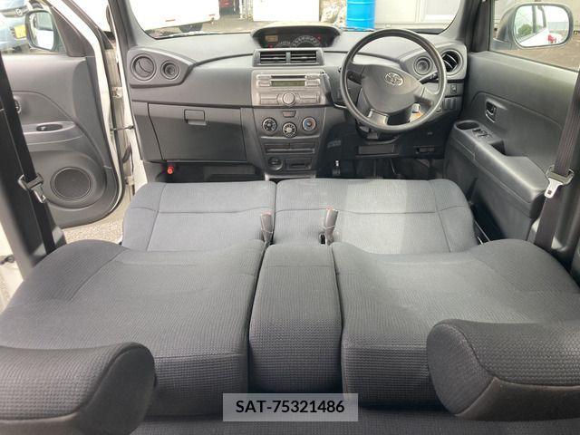 Toyota BB 2009-03 293061-4