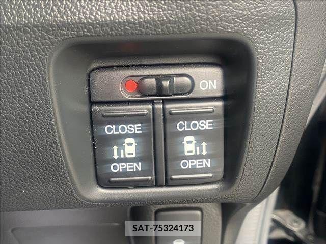 Honda N BOX CUSTOM 2013-08 327770-4