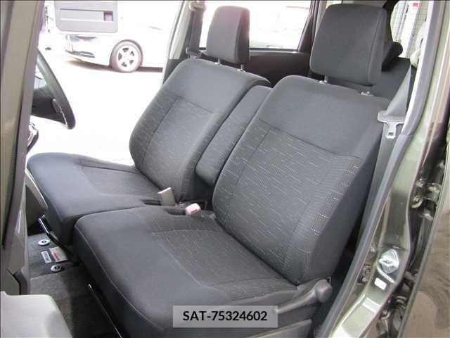 Daihatsu MOVE CUSTOM 2011-09 239146-17